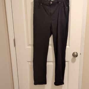 Style & Co. Women's Black Skinny Pants. Size 12. Like New!